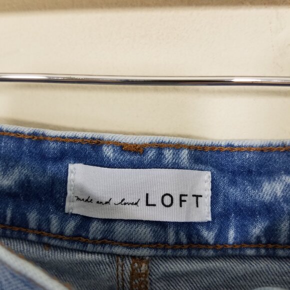 LOFT Boyfriend High Waist Distressed Jeans Blue Size 28/6 - Picture 3 of 8
